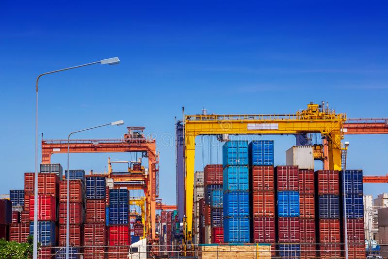 三亿体育官网_新土地管理法修正政策解读：农民自愿退出宅基地优惠多