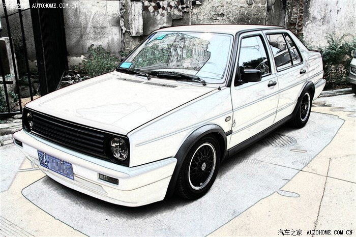 三亿体育手机版:日本高中生首次举行大规模游行 抗议新安保法案(图4) 三亿体育