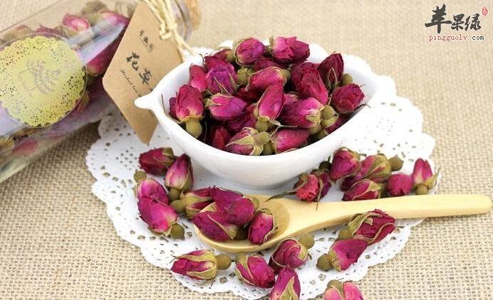 【三亿体育官网】2.3米世界第三高巨人迎娶1.5米新娘 从小患有巨人症(图1) 三亿体育